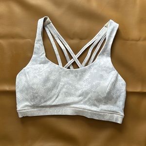 Lululemon Free to Be Serene Size 4